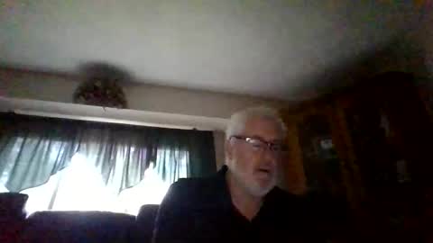 Snapshot of part86 chatting on 11.10.25 part86 online show from 11.10.25