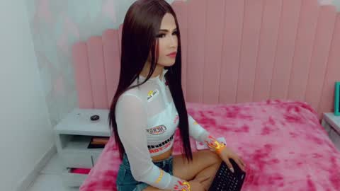 party_fre_girl online show from 04.28.26