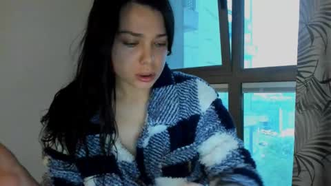 Snapshot of parysmaya chatting on 05.20.26 parysmaya online show from 05.20.26