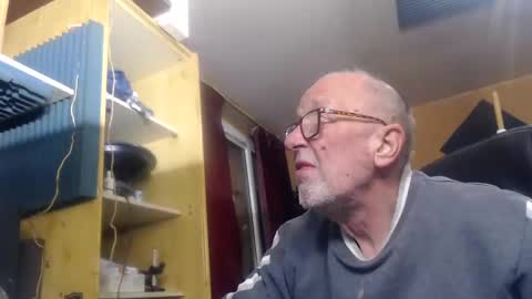 pascal88881 online show from 12.28.24