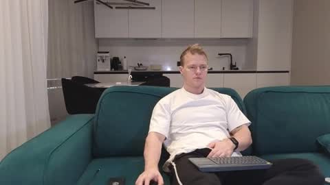 Pashka online show from 02.21.25