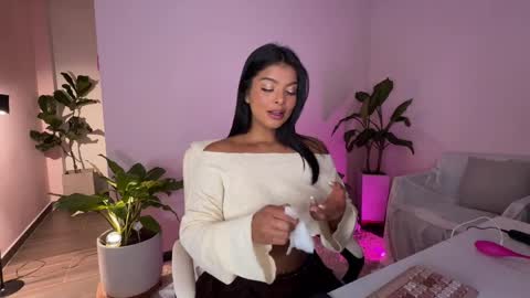    online show from 05.10.26