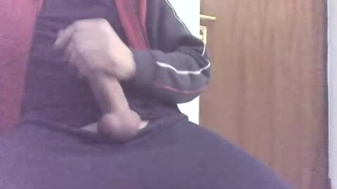 Snapshot of patatini784 chatting on 12.22.24 patatini784 online show from 12.22.24