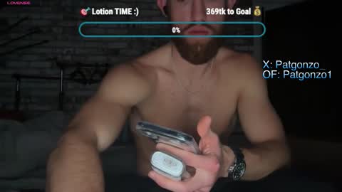 Snapshot of patcums chatting on 12.01.25 patcums online show from 12.01.25