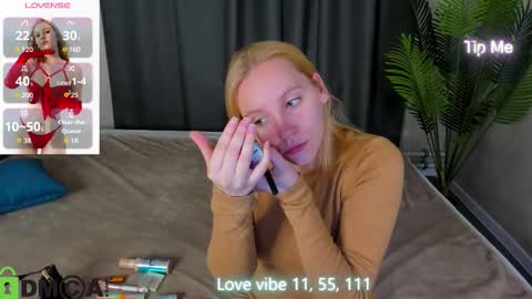 Snapshot of patr1cia_hart chatting on 11.16.25 patr1cia_hart online show from 11.16.25