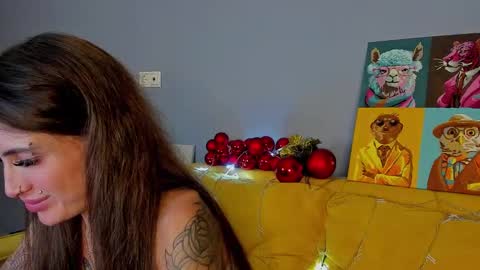Snapshot of patricia_cox chatting on 12.22.24 Patricia GMT2 Wed-Thu 5-11am Sat-Mon 5-11am online show from 12.22.24