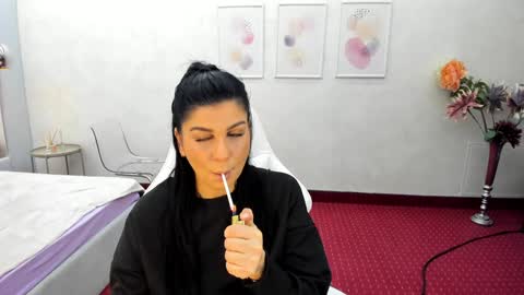 Patricia online show from 12.30.24