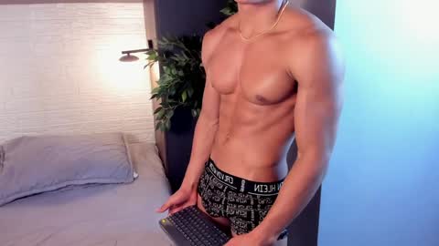 Snapshot of patrick_brown_ chatting on 01.10.25 Patrick Brown online show from 01.10.25