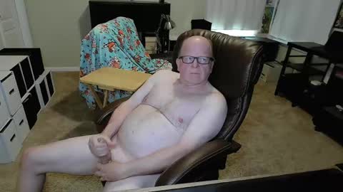 Snapshot of patrickstroking chatting on 04.23.26 patrickstroking online show from 04.23.26