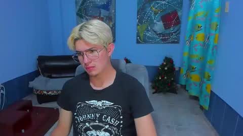 .... online show from 01.06.26