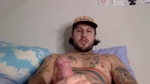 Snapshot of pattys_worlds chatting on 01.13.25 Patty online show from 01.13.25