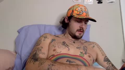 Snapshot of pattys_worlds chatting on 02.04.25 Patty online show from 02.04.25