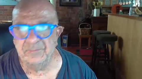 Snapshot of patvac chatting on 12.03.24 patvac online show from 12.03.24