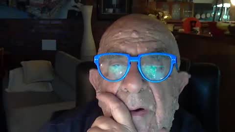 Snapshot of patvac chatting on 12.05.24 patvac online show from 12.05.24