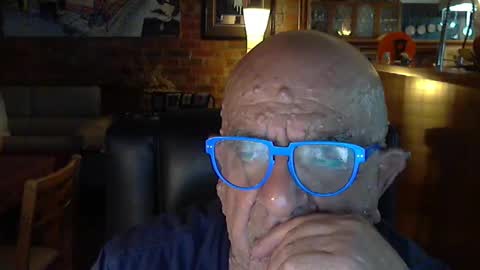 Snapshot of patvac chatting on 12.13.24 patvac online show from 12.13.24