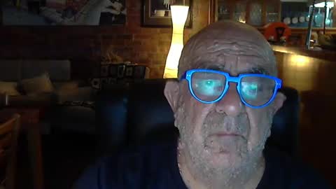 Snapshot of patvac chatting on 12.16.24 patvac online show from 12.16.24