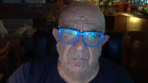 Snapshot of patvac chatting on 12.29.24 patvac online show from 12.29.24