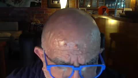 Snapshot of patvac chatting on 01.01.25 patvac online show from 01.01.25