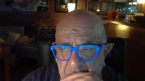 Snapshot of patvac chatting on 01.06.25 patvac online show from 01.06.25