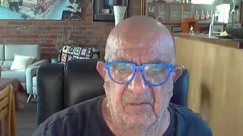 Snapshot of patvac chatting on 01.06.25 patvac online show from 01.06.25