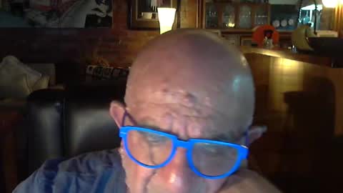 Snapshot of patvac chatting on 01.16.25 patvac online show from 01.16.25