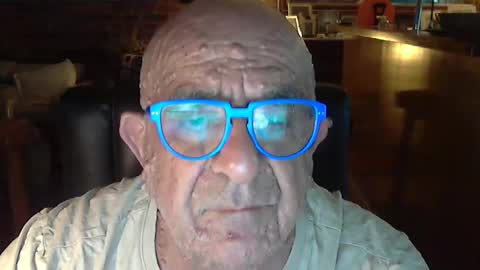 Snapshot of patvac chatting on 01.22.25 patvac online show from 01.22.25