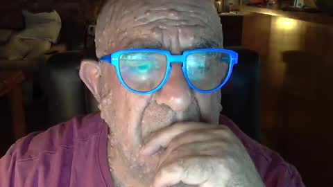 Snapshot of patvac chatting on 01.25.25 patvac online show from 01.25.25