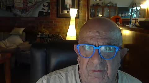 Snapshot of patvac chatting on 01.29.25 patvac online show from 01.29.25