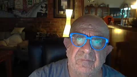 Snapshot of patvac chatting on 01.31.25 patvac online show from 01.31.25