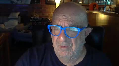 Snapshot of patvac chatting on 02.01.25 patvac online show from 02.01.25