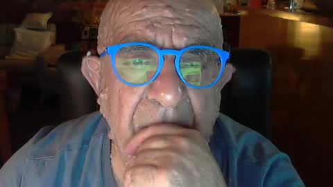 Snapshot of patvac chatting on 02.17.25 patvac online show from 02.17.25