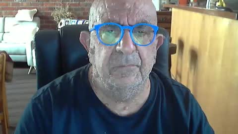 Snapshot of patvac chatting on 02.21.25 patvac online show from 02.21.25