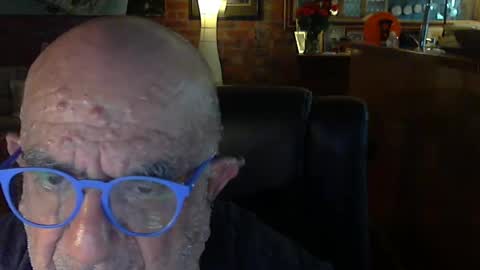 Snapshot of patvac chatting on 03.02.25 patvac online show from 03.02.25