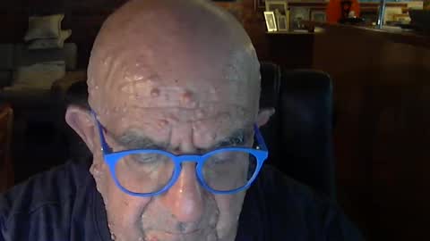 Snapshot of patvac chatting on 03.10.25 patvac online show from 03.10.25