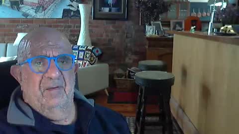 Snapshot of patvac chatting on 09.17.25 patvac online show from 09.17.25