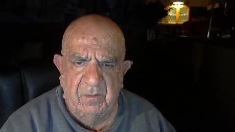 Snapshot of patvac chatting on 10.22.25 patvac online show from 10.22.25