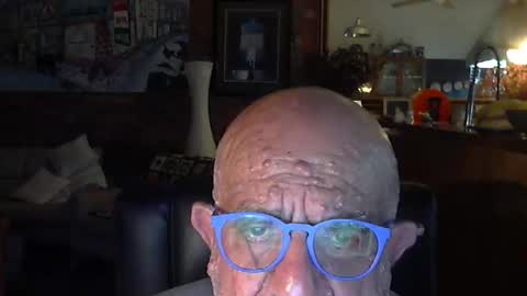 Snapshot of patvac chatting on 11.06.25 patvac online show from 11.06.25