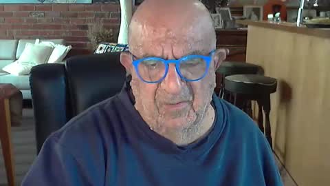 Snapshot of patvac chatting on 11.11.25 patvac online show from 11.11.25