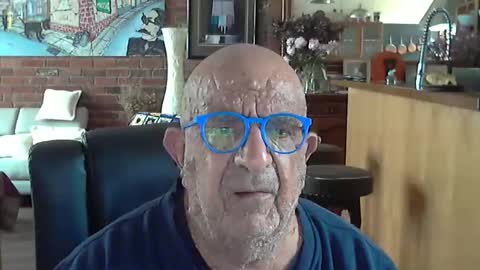 Snapshot of patvac chatting on 11.17.25 patvac online show from 11.17.25