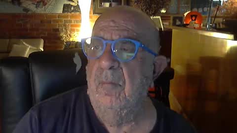 Snapshot of patvac chatting on 01.14.26 patvac online show from 01.14.26