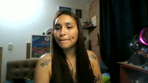 Snapshot of pau_cat chatting on 06.15.26 Pau online show from 06.15.26