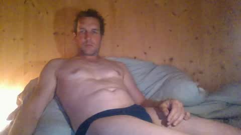 paueriwan online show from 04.30.26