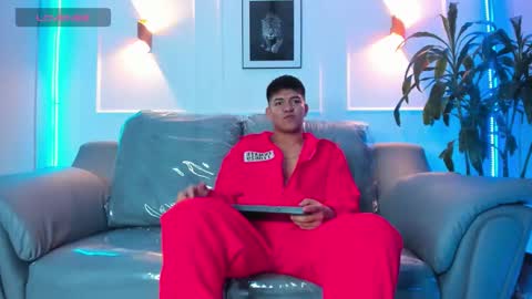 Snapshot of paul27__ chatting on 11.28.25 paul27__ online show from 11.28.25