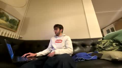 Snapshot of paul442386 chatting on 04.28.26 paul442386 online show from 04.28.26