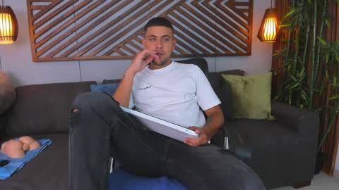 Paul Rivera online show from 01.11.25