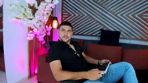 Paul Rivera online show from 06.08.26