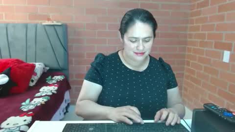paula__117 online show from 04.07.26