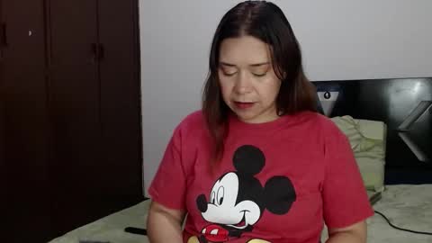 Snapshot of paula_anderson chatting on 01.10.26 PAULA online show from 01.10.26