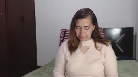 Snapshot of paula_anderson chatting on 03.10.26 PAULA online show from 03.10.26