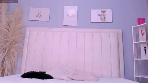 Pau online show from 10.24.25